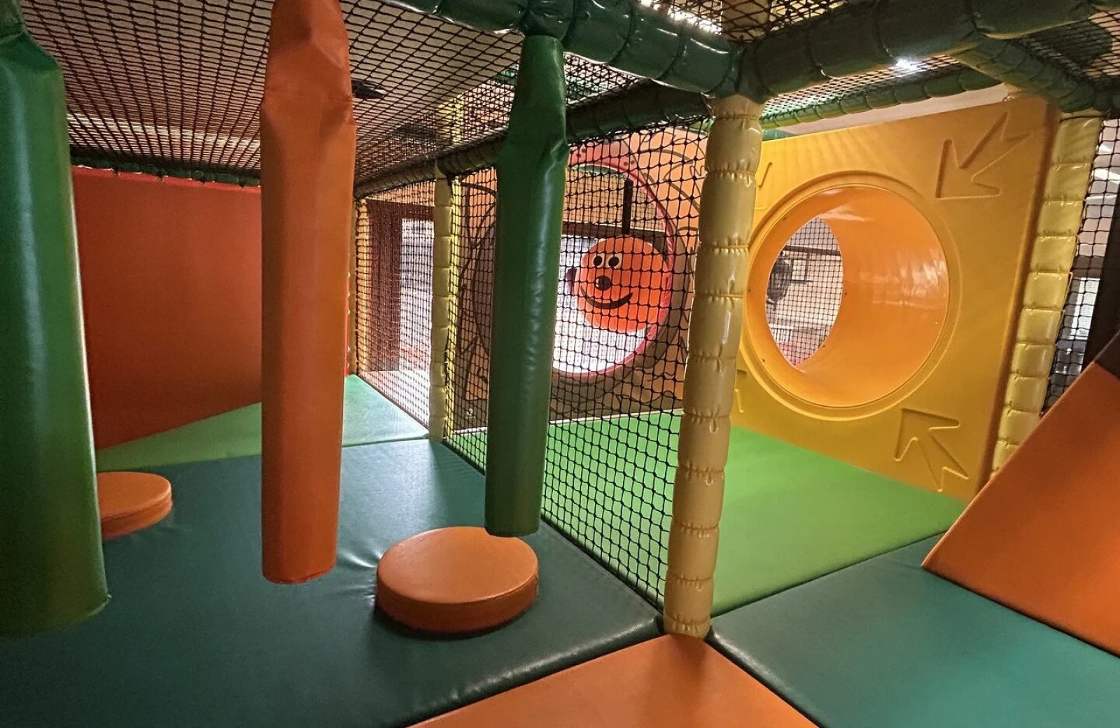 Indoor speeltuin wilhelm tell 6